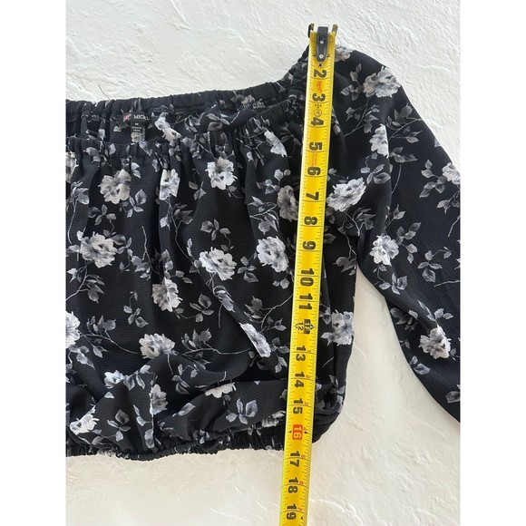 Michel Cropped Off The Shoulder Floral Top - Picture 7 of 8